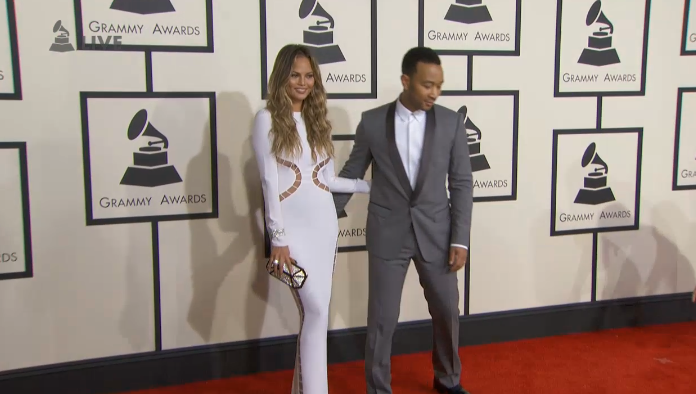 POPwater's tweet photo. Legend in the building!!! Cc: @johnlegend http://t.co/fHocJlDByq