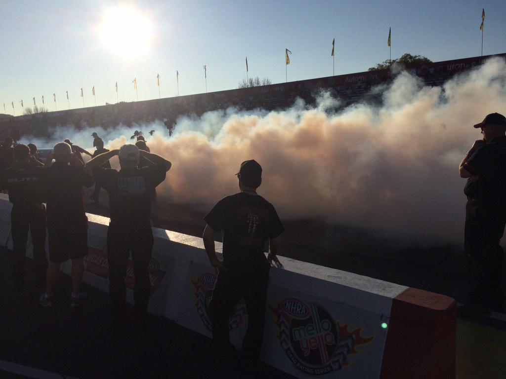 competitionplus's tweet photo. Time for the final round! #ProStock #JasonLine #DrewSkillman http://t.co/gxqDgj6kyh