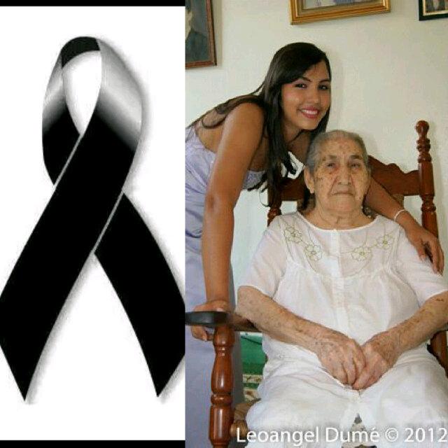 SherlyTso's tweet photo. Siempre Estarás A Mi Lado' http://t.co/BBFH3yKW9d