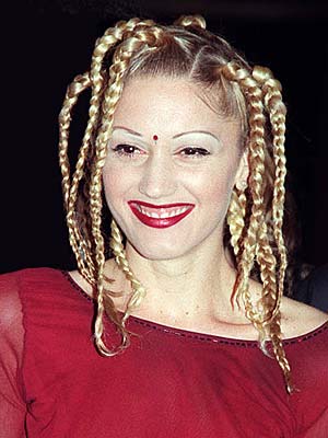 Gwen Stefani's '90s braids at the Grammys. #Grammys2015 #NeverForget ...