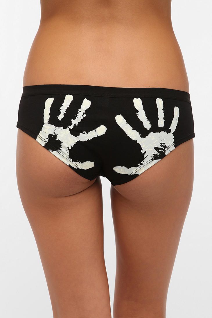 2SisterLingerie's tweet photo. Get your hands on our lingerie before #ValentinesDay ;)  http://t.co/Q6JB5IFTMl #Women #Fashion #2SL http://t.co/rYwej3uMIn