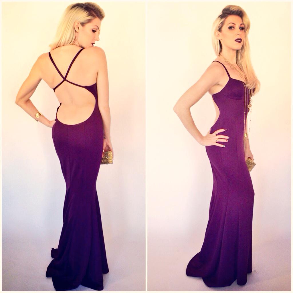 BonnieMcKee's tweet photo. #KellyBundy #90sChic #Grammys http://t.co/Y9NlmYsSgc