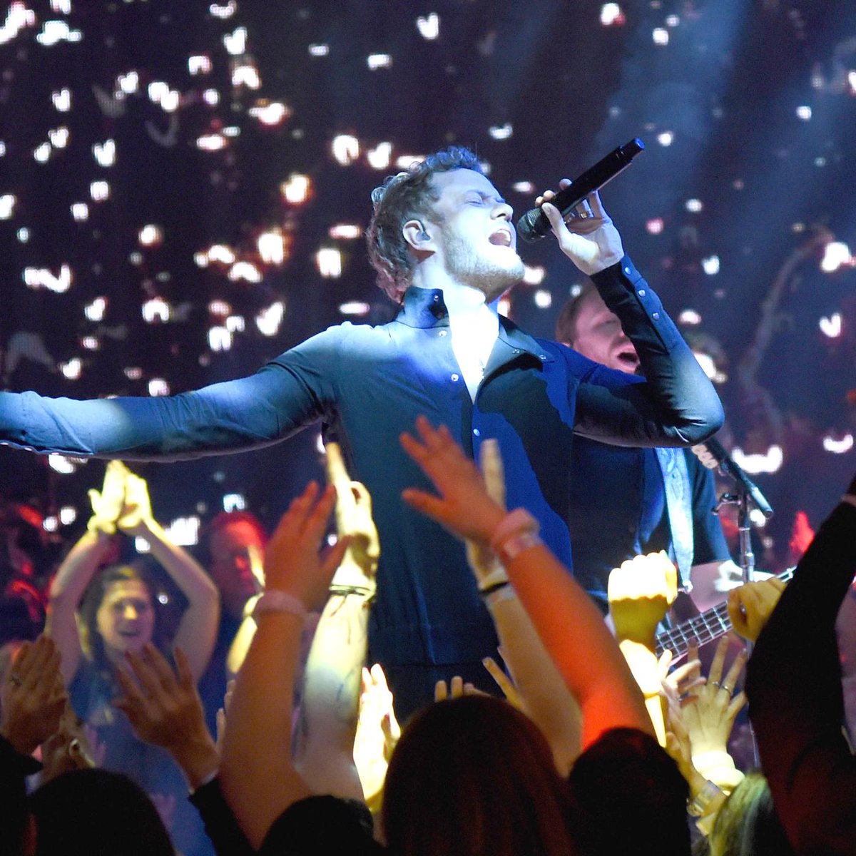 Target's tweet photo. Safe to say this live @ImagineDragons show is the most fun commercial break ever! #MoreMusic #GRAMMYs http://t.co/H652NLn56N