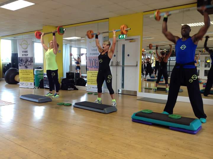 GreenFairyUK's tweet image. MT @simplygymcov: Mon morn classes #Coventry 10am Aerobics,11am Vibe Power, 12.30 Vibe Cycle (beginners) #SimplySweat