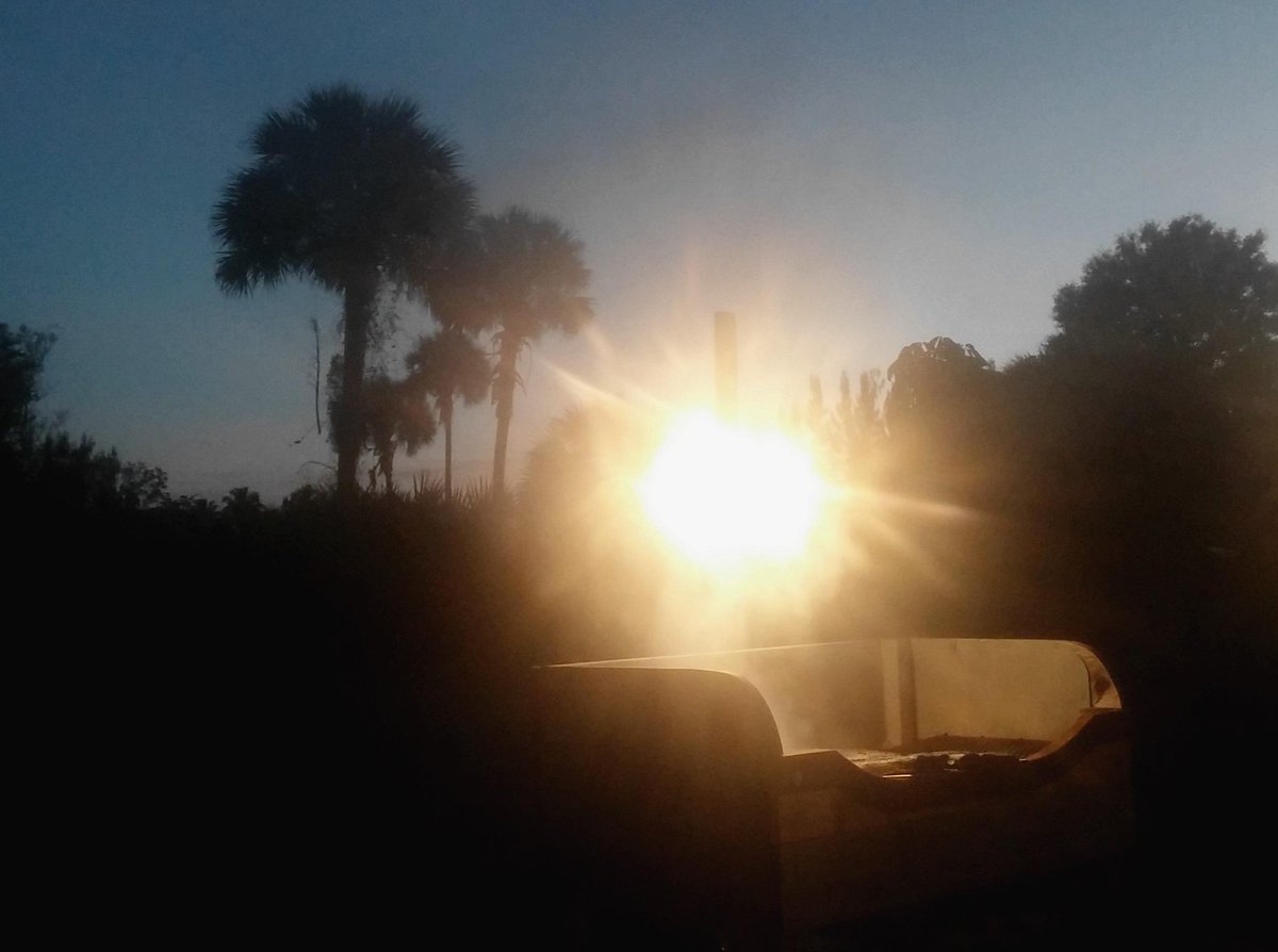 Chris_Meagz's tweet photo. Grilling after sunset @ Swank Specialty Produce @EdgeMiami #HotPinkTomato #dinner Thanks! Such a fun event! http://t.co/OynLqrZ7AB
