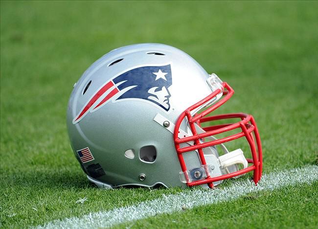 BoucherMitch's tweet photo. RT if you're #PatriotsNation http://t.co/atIXgWxOrY