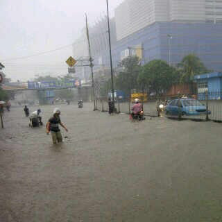 Embedded image permalink