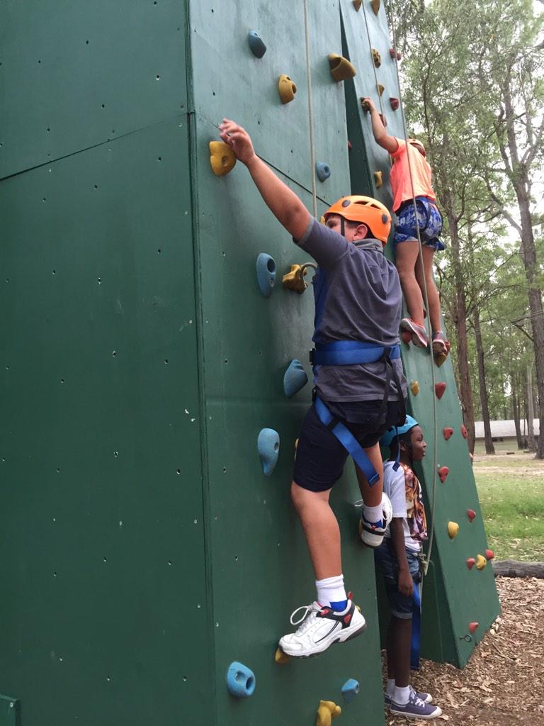 SJSyr6's tweet photo. Great climbing Matthew!😃 #joeyscamp http://t.co/4RsW7OWQdF