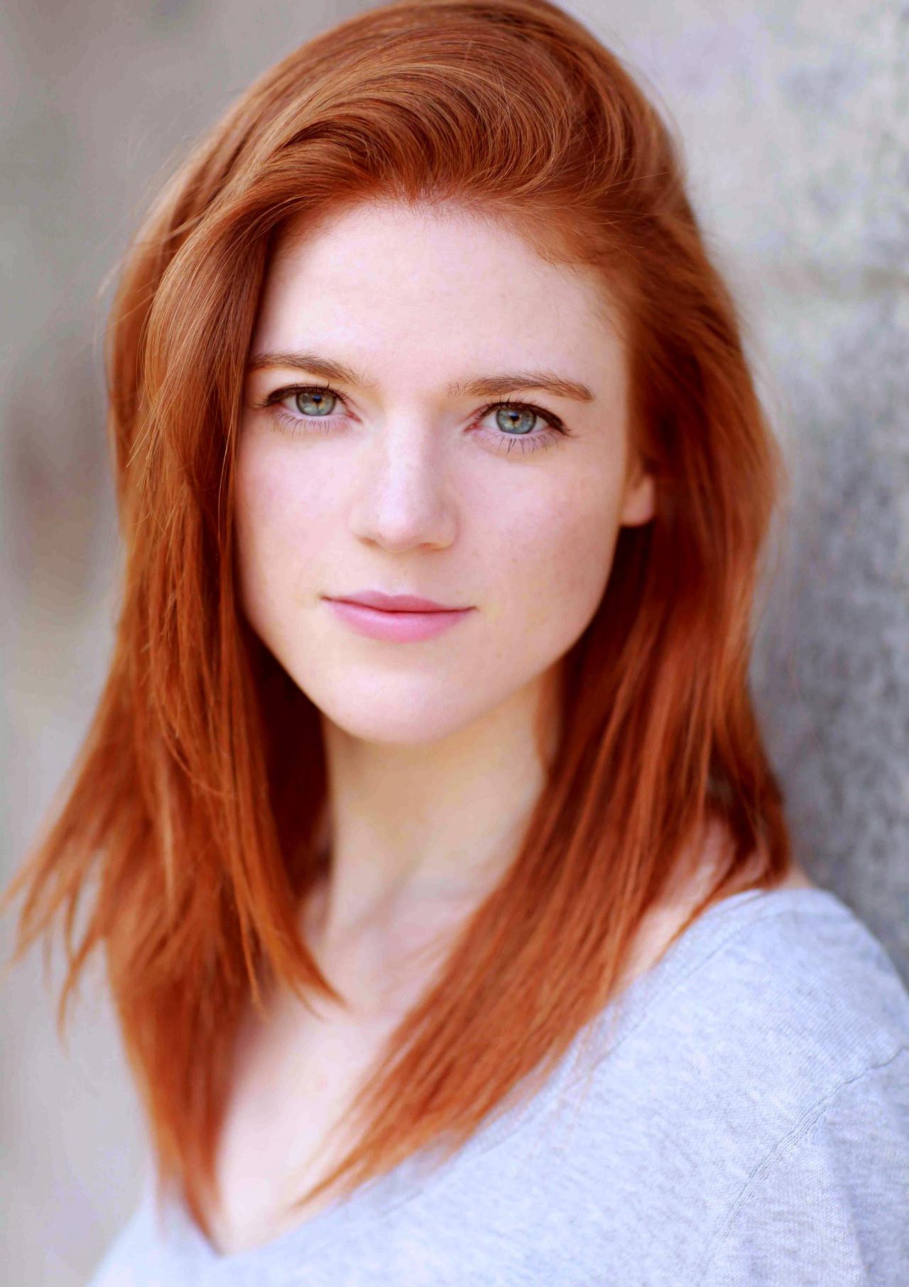 Ella ha sido \"Besada por el fuego\" y cumple hoy 28 años. Muchas felicidades Rose Leslie
Happy birthday 