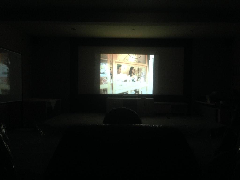 jig2015's tweet image. Screening SOS!! #1view #binusserpong