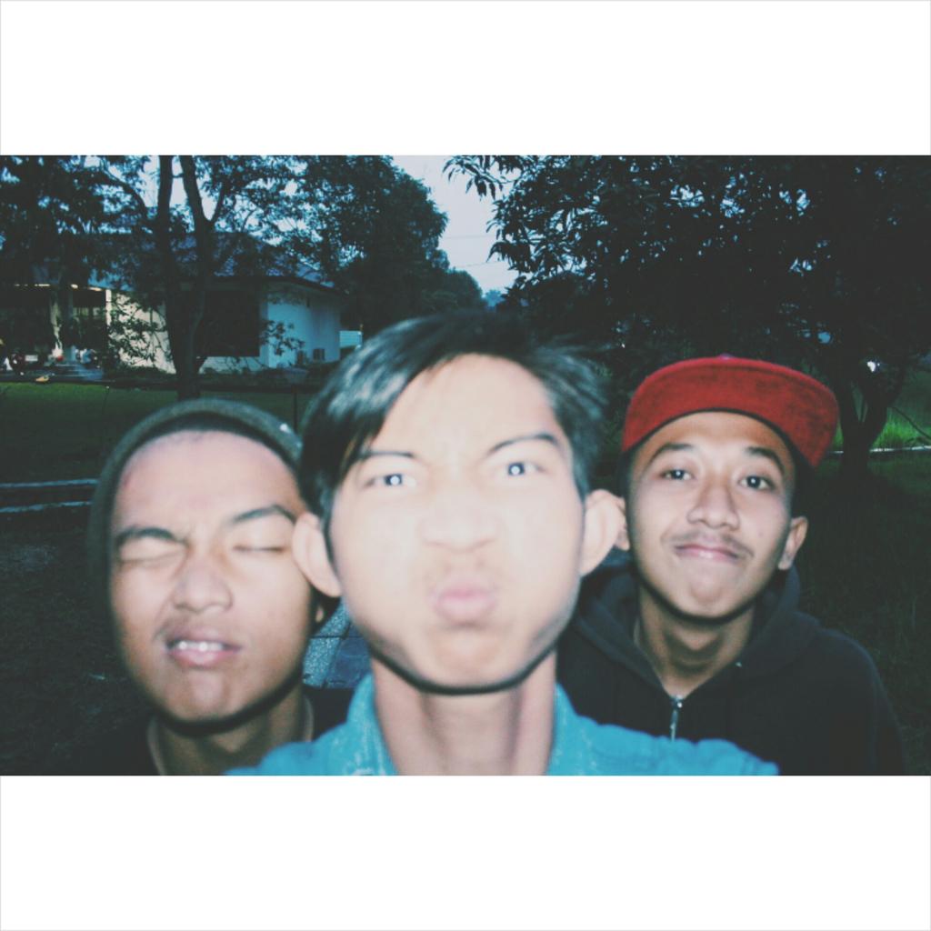 ArieKetoy's tweet photo. Csaing✌ http://t.co/oEg5B2ngSE