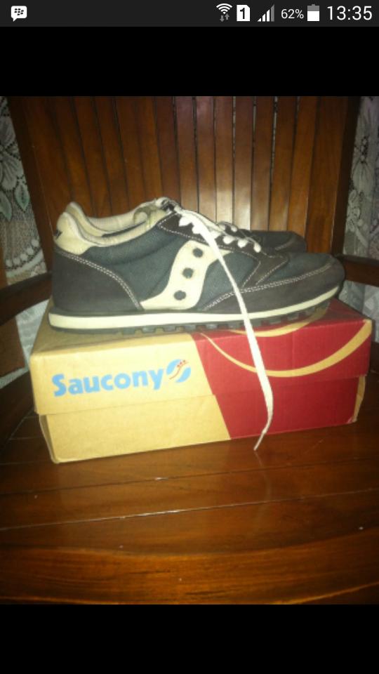 WTS Saucony Jazz Lo Pro Vegan sz 9 85% 500rb kontak 087802015625 cc <a href="/BADE_Official/">B.A.D.E</a> <a href="/kickSolution/">kicksolution</a>