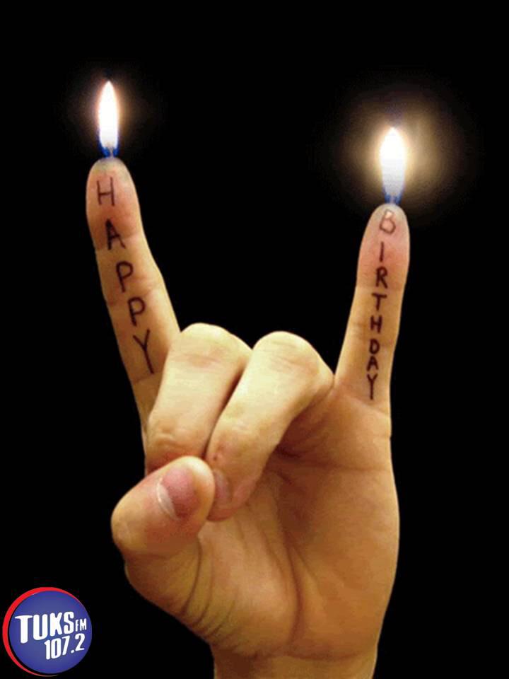 Happy birthday to Tuks FM 107.2, turning 34 today! 

Know of anyone who shares a birthday with Your Alternative?