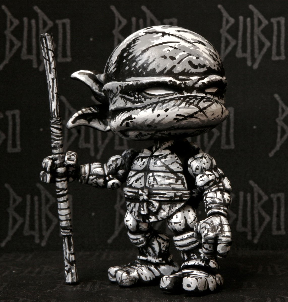 yobubo's tweet photo. @LoyalSubjects Re-painted one of your awesome figures in the OG B/W comic style. http://t.co/GBRoUyEEmk