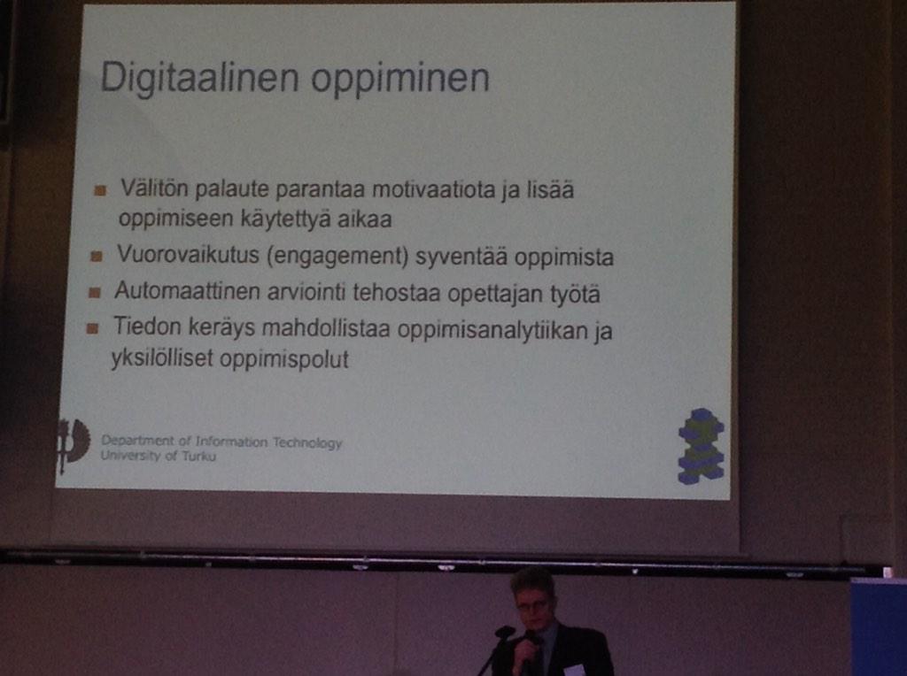 AnttiSankala's tweet photo. Salakoski: Opettajan roolin on pakko muuttua tähän suuntaan. #tablet2015 Tavoitteet, toimenpiteet ja arvointi http://t.co/21rpCuLkON