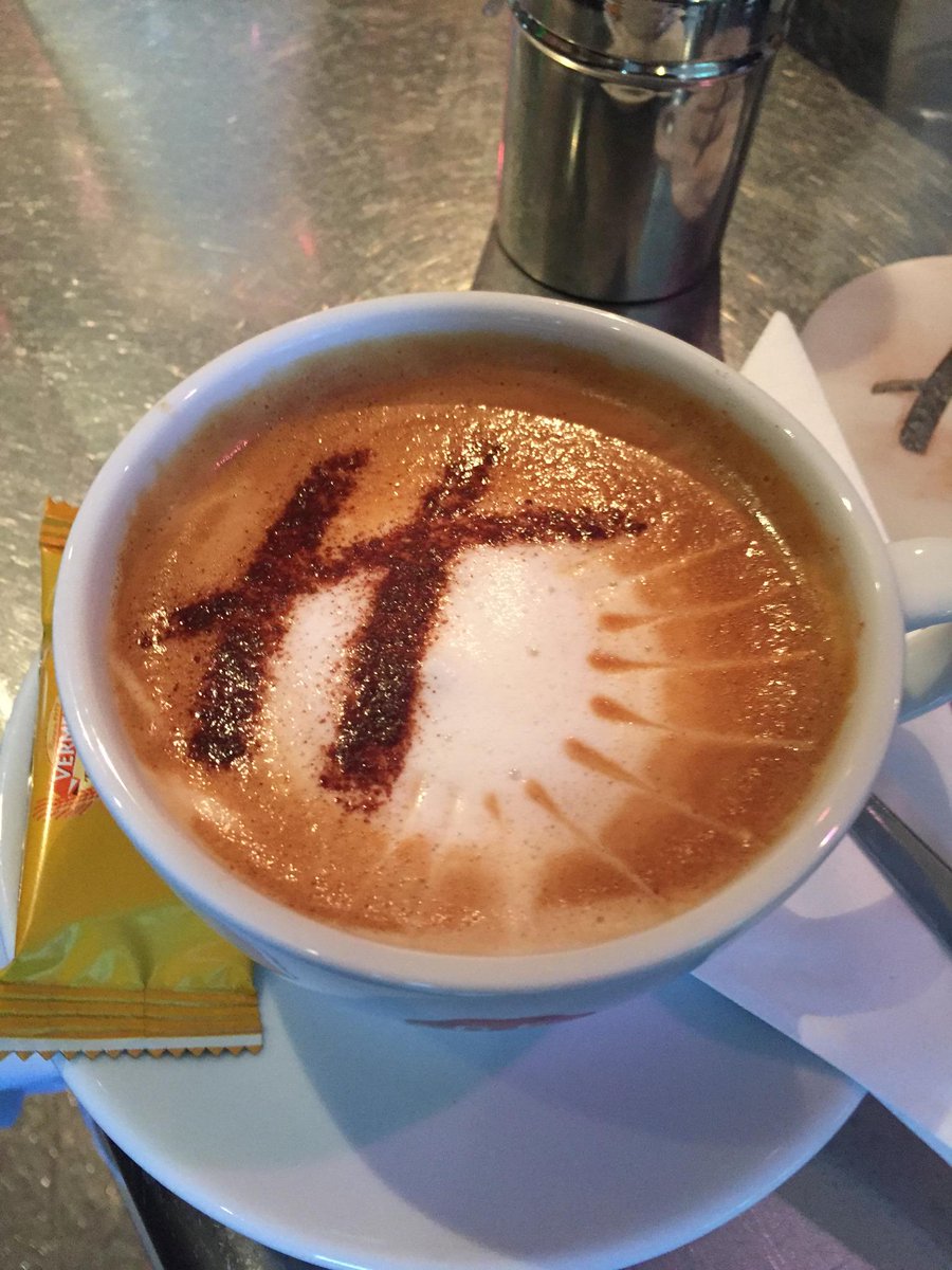 hiheathrow's tweet photo. Happy Monday. Start the week off right with one of our delicious coffee's. #RBDL @WhatsonOptimus @JoinIHG http://t.co/ilj6s7yyyT