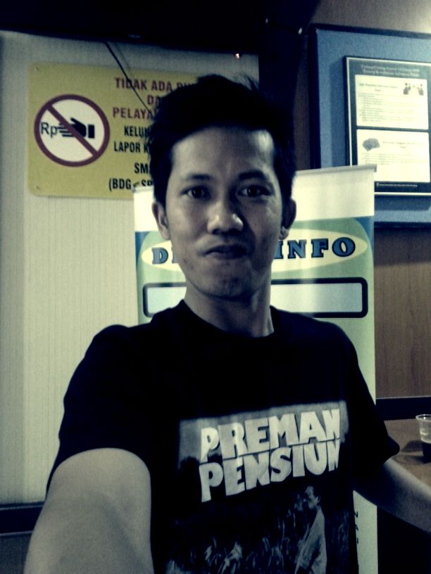 Da aku mah apa atuh... jadi preman ge pere mandi... <a href="/Sanditile/">Sandi Tile</a> <a href="/Gontuchme/">ThoLe HeRu</a>