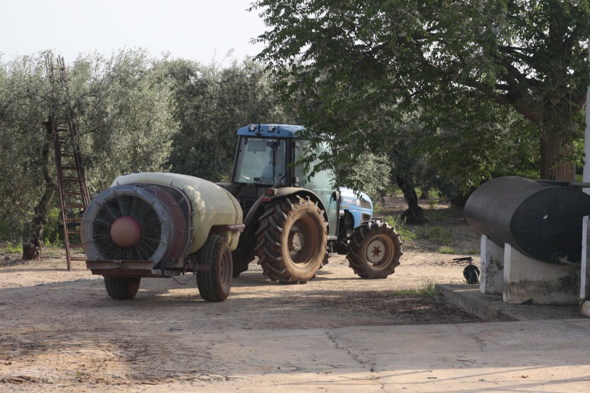 Consigue tu título de Aplicador de fitosanitarios nivel cualificado! Nuevos cursos! Infórmate! asajasev.es/index.php?q=no…