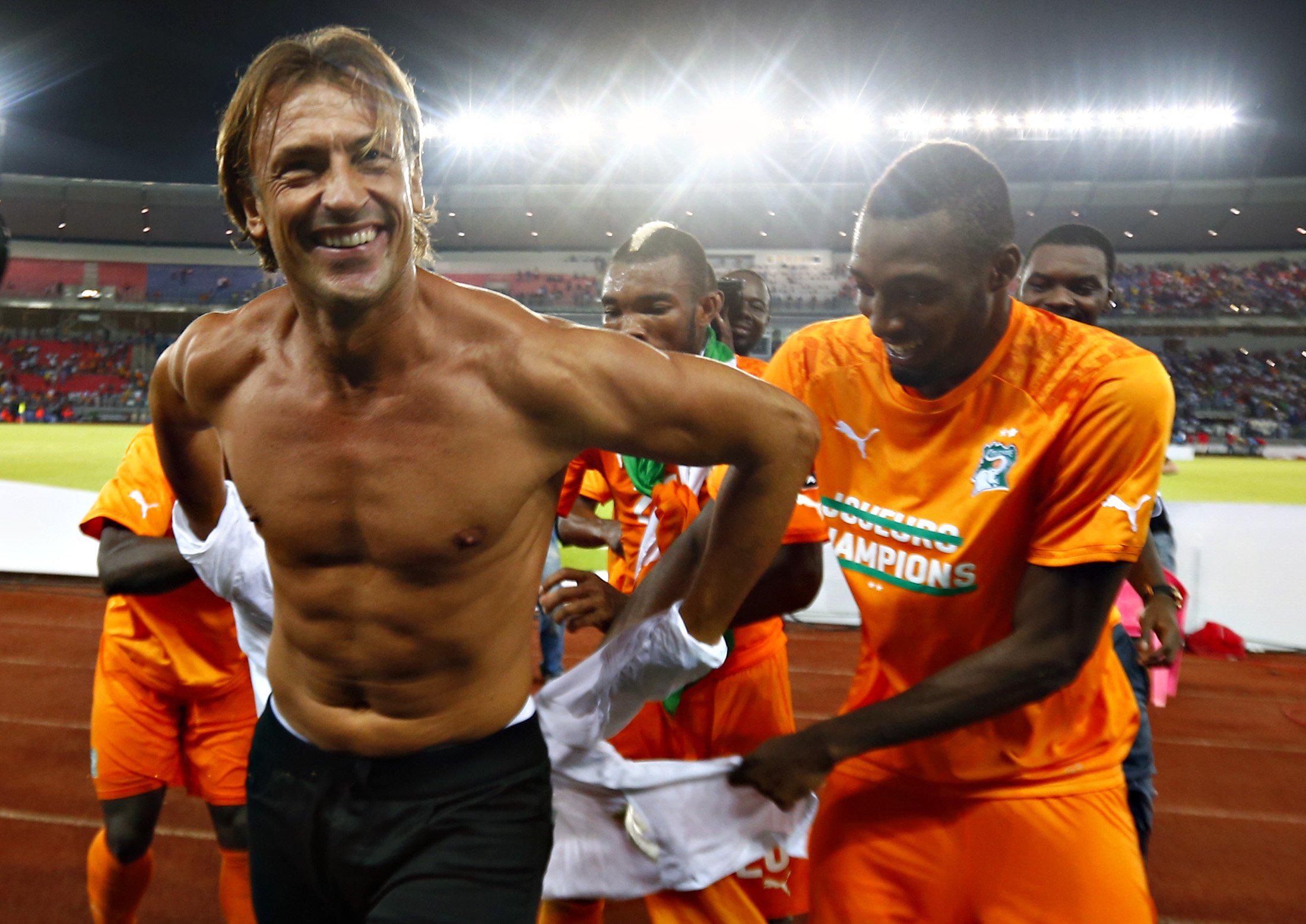 Eurosport on X: Topless video… …of Ivory Coast coach Herve Renard