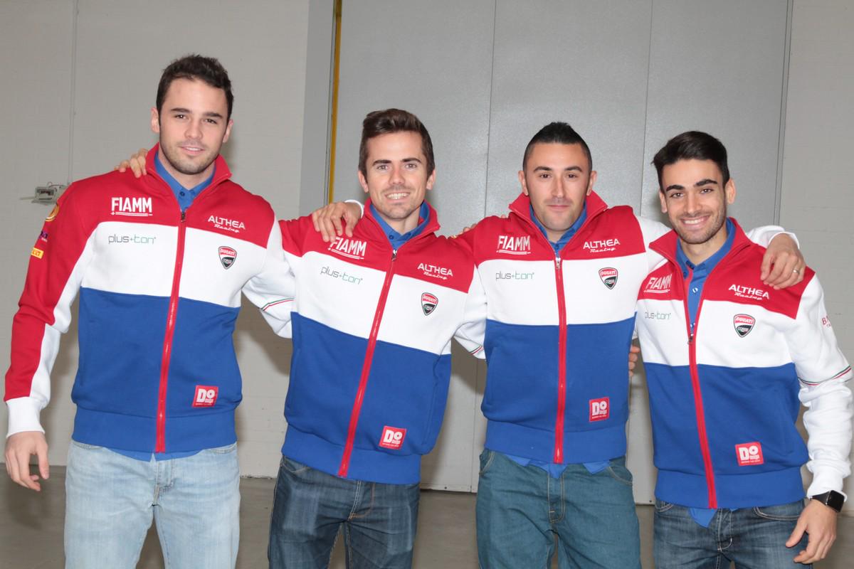 AltheaRacing's tweet photo. Il nostro #TeamAlthea 2015 al completo: https://t.co/Jg0b6wL8tM #AltheaRacing #FIAMMsbk #WorldSBK #WorldSBKreturns http://t.co/6uvd9skXg8