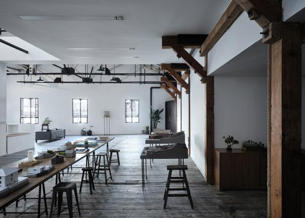HeinrichKopp's tweet photo. Ein Warenhaus wird zum Großraumbüro:
http://t.co/26h1SC6ATC @orgatec
#InteriorDesign #Einrichtung #InnenArchitektur http://t.co/FIQHi8Fd94