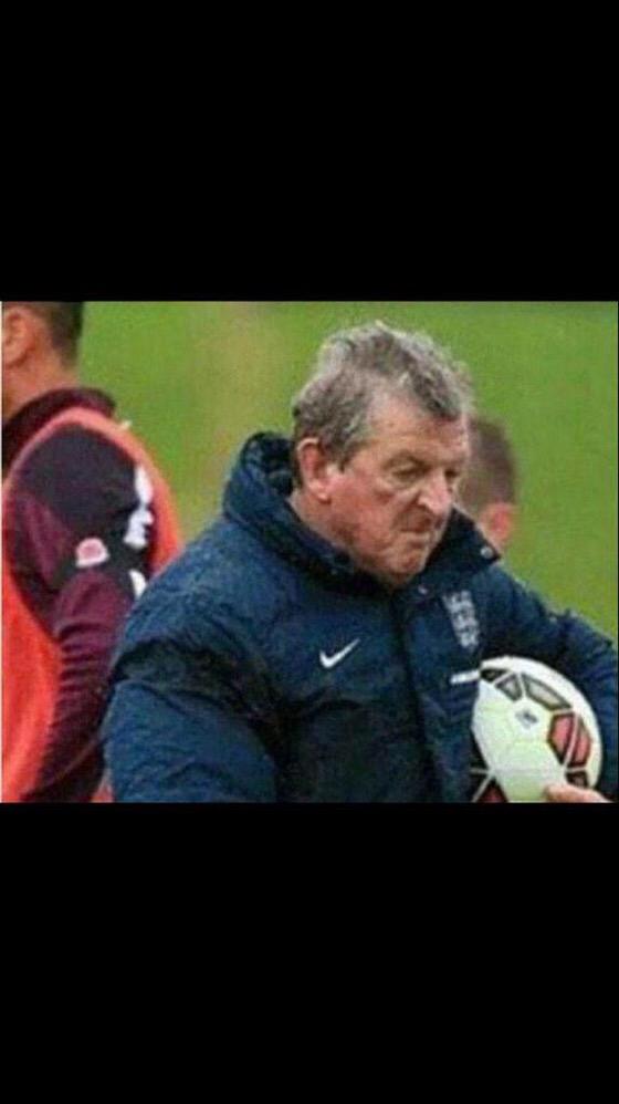 SundayShoutsFC's tweet photo. When you get your ball back after the Year 11's took it.. http://t.co/iuTHxH2QHg