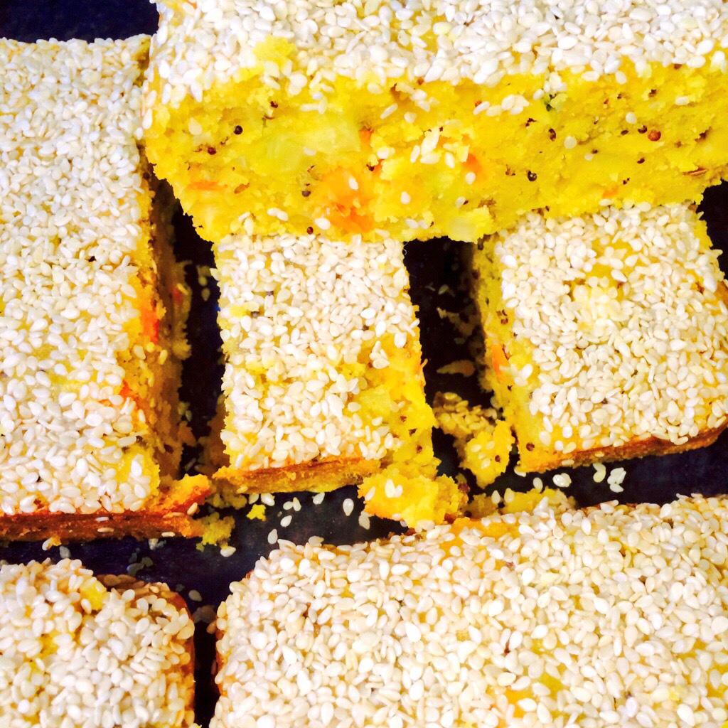 JavaWestend's tweet image. Fancy a cappuccino anyone? Get a coffee and a slice of delicious "Haandwo" for £3.50! 😋