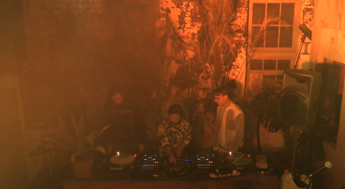 Lap-See, Alonzo, Burning Bush &amp; DJ Death Drive combined forces at our last <a href="/TOPNICE1/">TOP NICE</a> session: boilerroom.tv/recording/lap-…