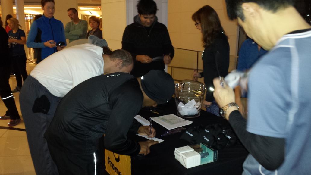 SLAS_Org's tweet image. Promega Gilson Sunrise Run at #SLAS2015 !