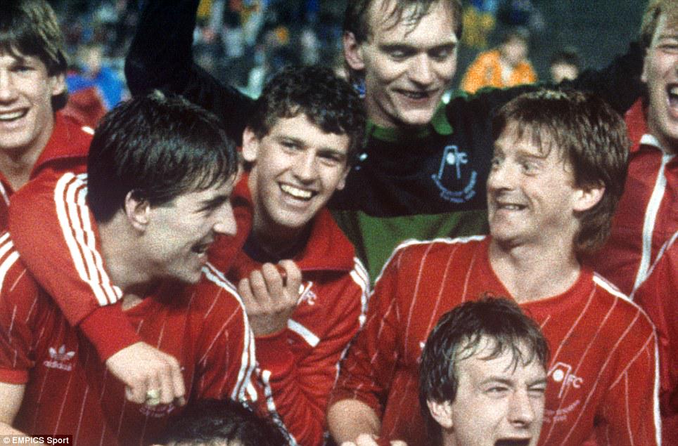 Happy birthday Gordon Strachan - here at Aberdeen\s famous European Cup Winner\s Cup Final win against Real Madrid 