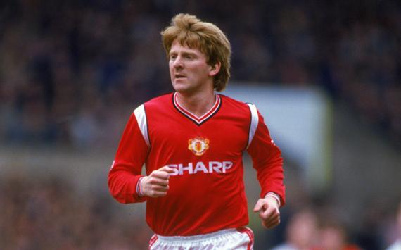 Happy birthday to ex-reds, Gordon Strachan (201 apps & 38 goals) and Jordi Cruyff (58 apps & 8 goals). 