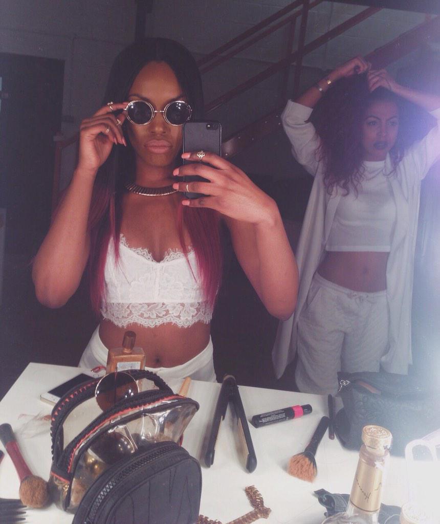 ABDLents's tweet photo. A #BTS from last night's late photoshoot #EggCornStudios #London #PrettyNoise #ABDLents #JKGMOVEMENT http://t.co/Tl8Uo5OyJt
