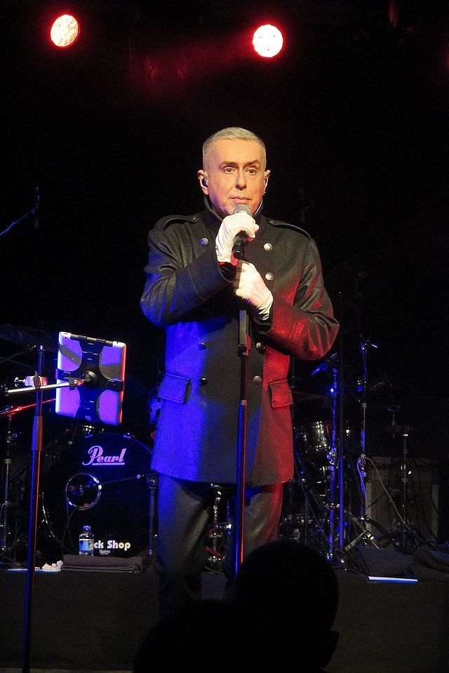 Happy 55th birthday, Holly Johnson, great English singer, voice of Frankie goes to Hollywood  
