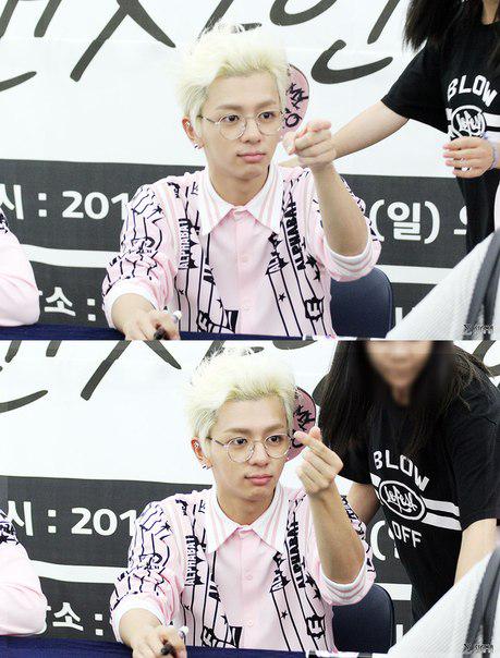 codebrazil's tweet image. 31.08.2014 › C:ODE - Jamsil Fansign

Cr. Sigma

@AlphaBAT_HUN #Codebrazil #Ju #Alphabat