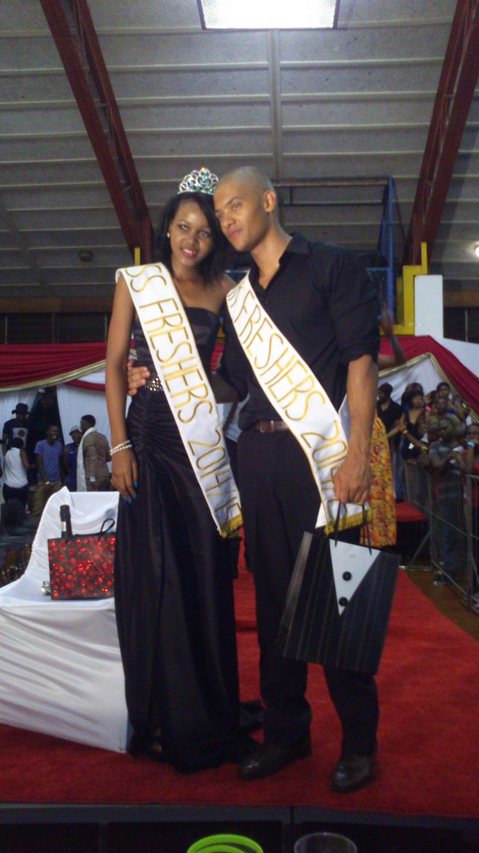 LenhleMat's tweet image. @Ms__Katie2u Congrats Cuz, that crown is where it belongs #FreshAsEver :*