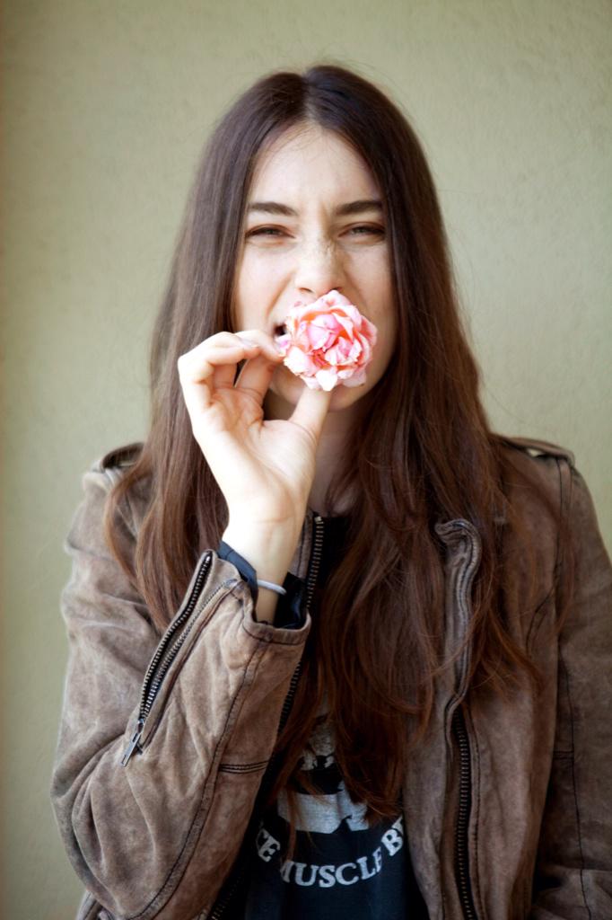 Happy birthday to my love and inspiration. I love you danielle haim 