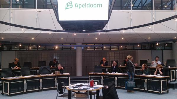 ChristianLorist's tweet photo. #SamenScoren15 Opbrengst #Apeldoorn: 83 afspraken. #compliment. Morgen scoort #Deventer. #Participatiewet kan ook zo. http://t.co/9FMU3QF1Gv