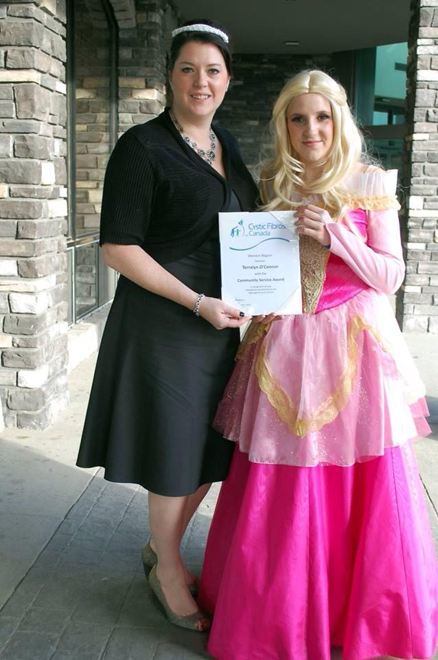 CFCalgary's tweet photo. With thx, Terralyn! Regional award made sweeter by receiving it at #65RosesPrincessBall @CFCanadaWestern #volunteer http://t.co/WrVDiAqpxs