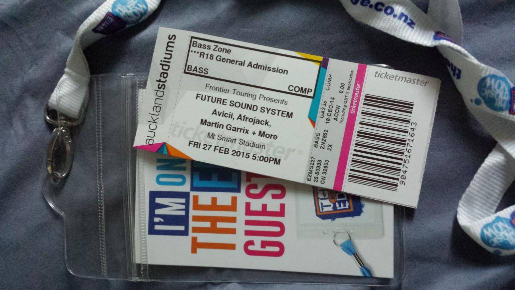 Janetto25's tweet photo. YES! I am going to #futuresoundsystem to see @MartinGarrix @Avicii @djafrojack With My Boo @MonteilJ!! #thanksedge 💫 http://t.co/3zhxclaujB