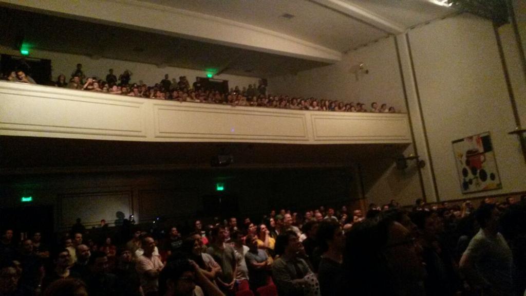 spookchile's tweet photo. Gran show de 2:15 hrs, puro rock! @mrbigmusic http://t.co/5GeqLLWVK3