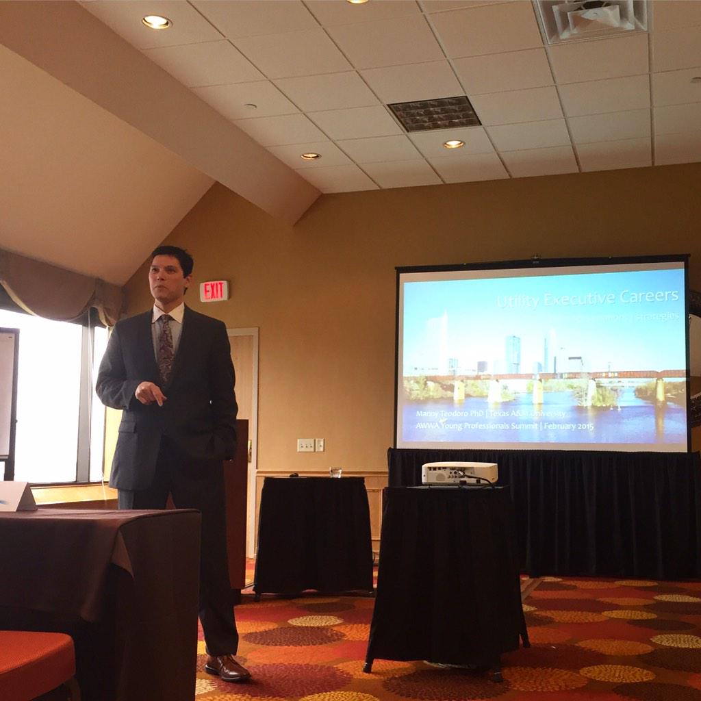 Carlijetta's tweet photo. Utility Executive Career:PathDestinationimpacts by Dr. Manny Teodoro at AWWA YP Chair Training #AWWA #ypsummit15 http://t.co/dXLgUkl4A6