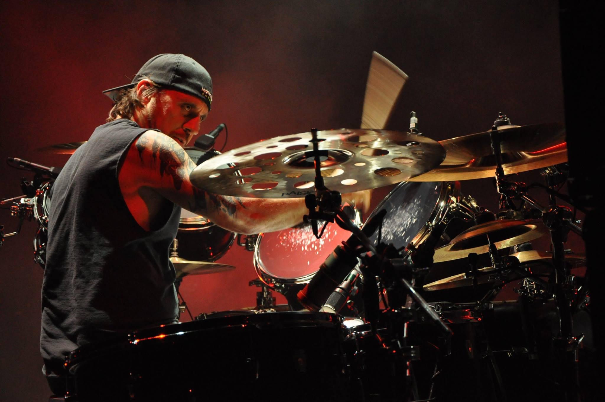 Happy Birthday to Dave Lombardo! See Dave in a special here: 