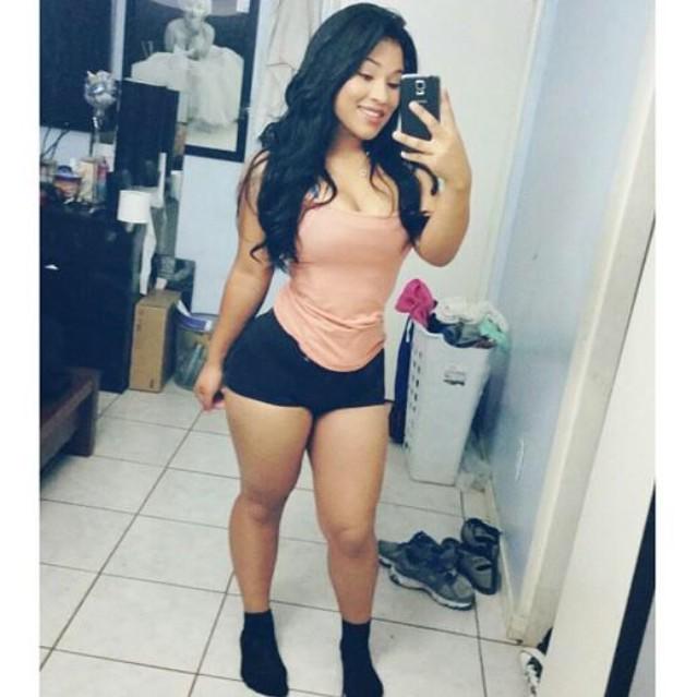baddassraquel's tweet photo. @SonLatinasSexys http://t.co/CaiLmZpl3Z