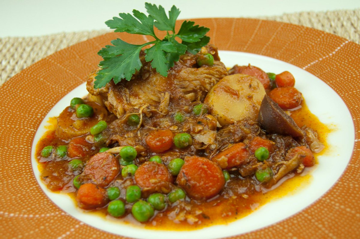 WholeBodyReboot's tweet photo. LAST CALL Please vote 4 me division 3 @TomatoWellness #Recipe Tournament http://t.co/HUTp7uXXM5 #TomatoMadness http://t.co/zsJH5Kn58b