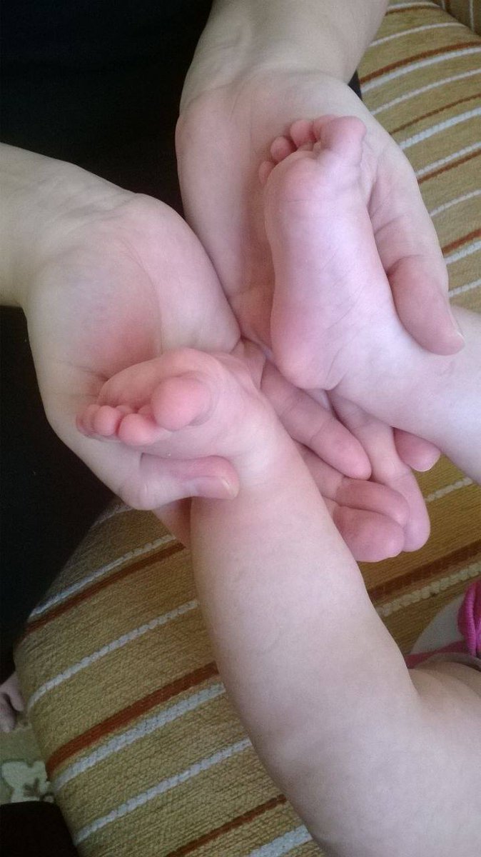 glnz_cpr's tweet photo. @evolviaanneleri #enguzelhediyem dünyamı aydınatan mucizem benim http://t.co/EXI7yz56yt