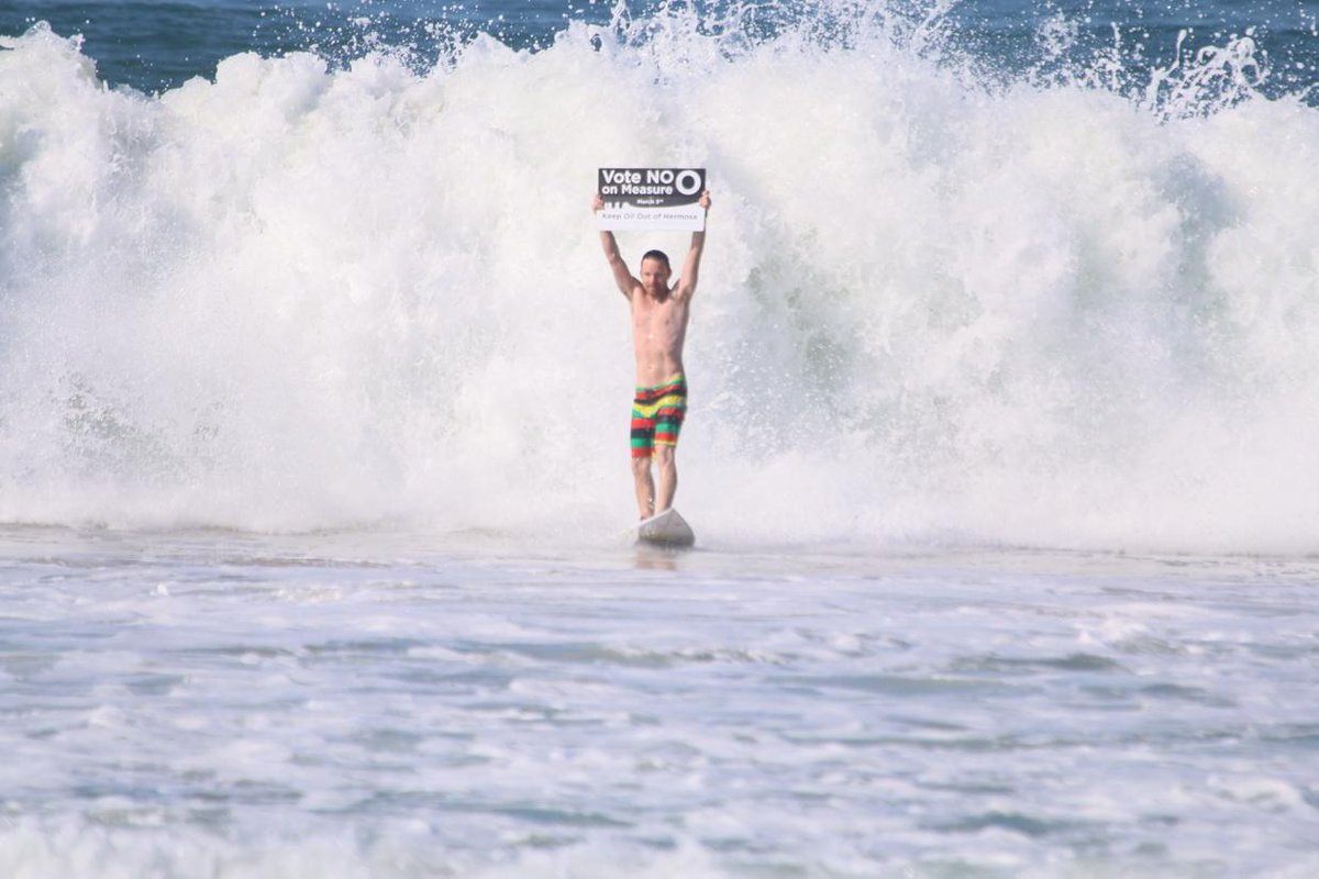 Stop_HB_Oil's tweet image. The epitome of keeping Hermosa Hermosa! Photo: @MattyOneMore  #NoOnO #KeepHermosaHermosa