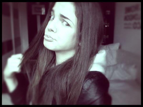00moncsi's tweet photo. Pff...:)))) enecske! $$ :* http://t.co/zy7dgxnfQH