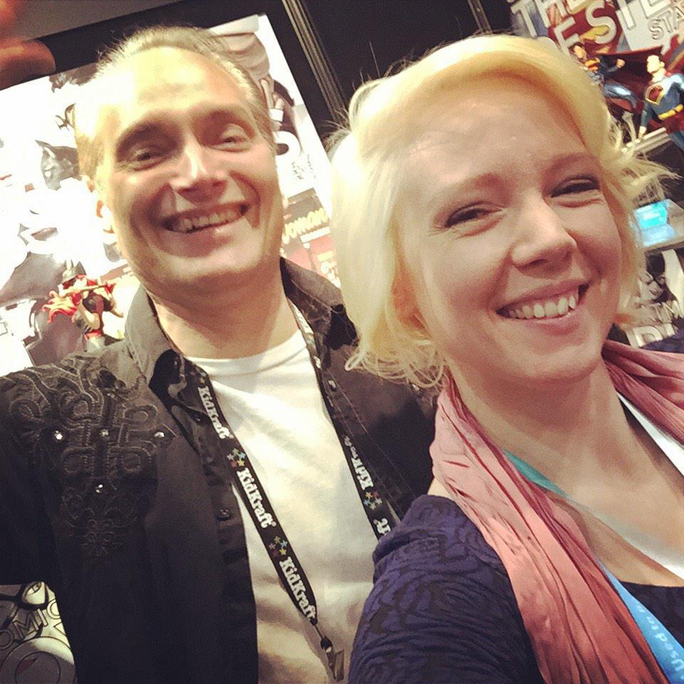 _ToniDarling's tweet image. Saw new #DCBombshell's w/ #DCCollectibles Creative Director Jim Fletcher @DCComics @DCD_Nexus @Toyfair! #toyfair15