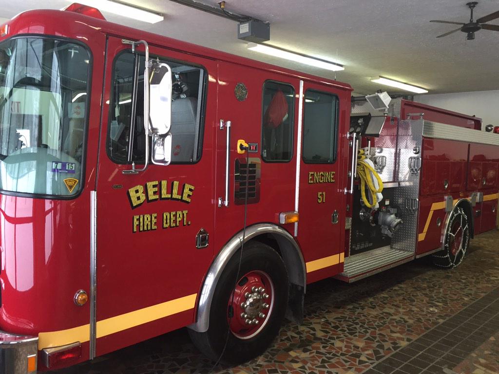 BelleFireDept's tweet photo. BFD members standing by at the station and making sure apparatus and equipment are ready for the snow. http://t.co/uBTmeiTawk