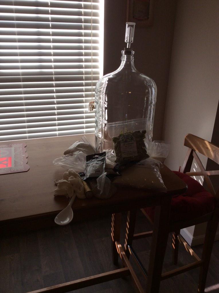 SladeSumner's tweet image. It's brew day! #homebrew